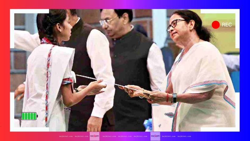 West bengal government distributes tablets